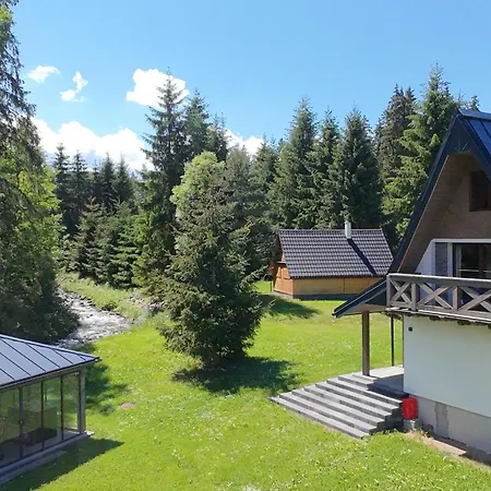 Pri Potoku Chalet *